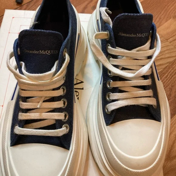 Alexander McQueen Platform Sneakers - Picture 4 of 5